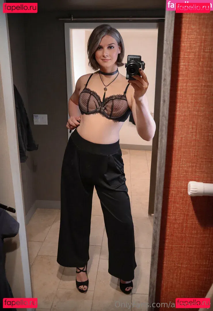 Ashley Barron Onlyfans Photo Gallery 