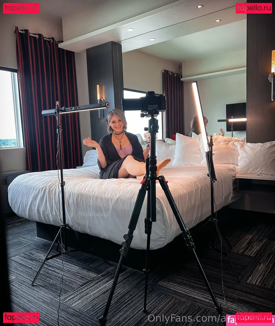 Ashley Barron Onlyfans Photo Gallery 