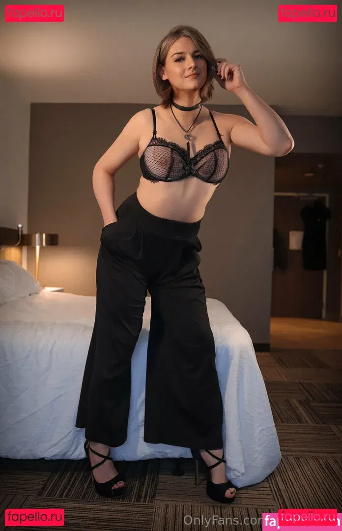 Ashley Barron Onlyfans Photo Gallery 