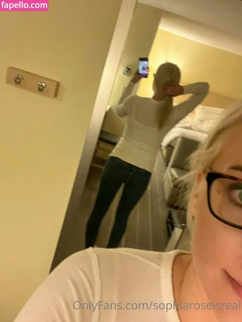 sophiaroseisreal Onlyfans Photo Gallery 