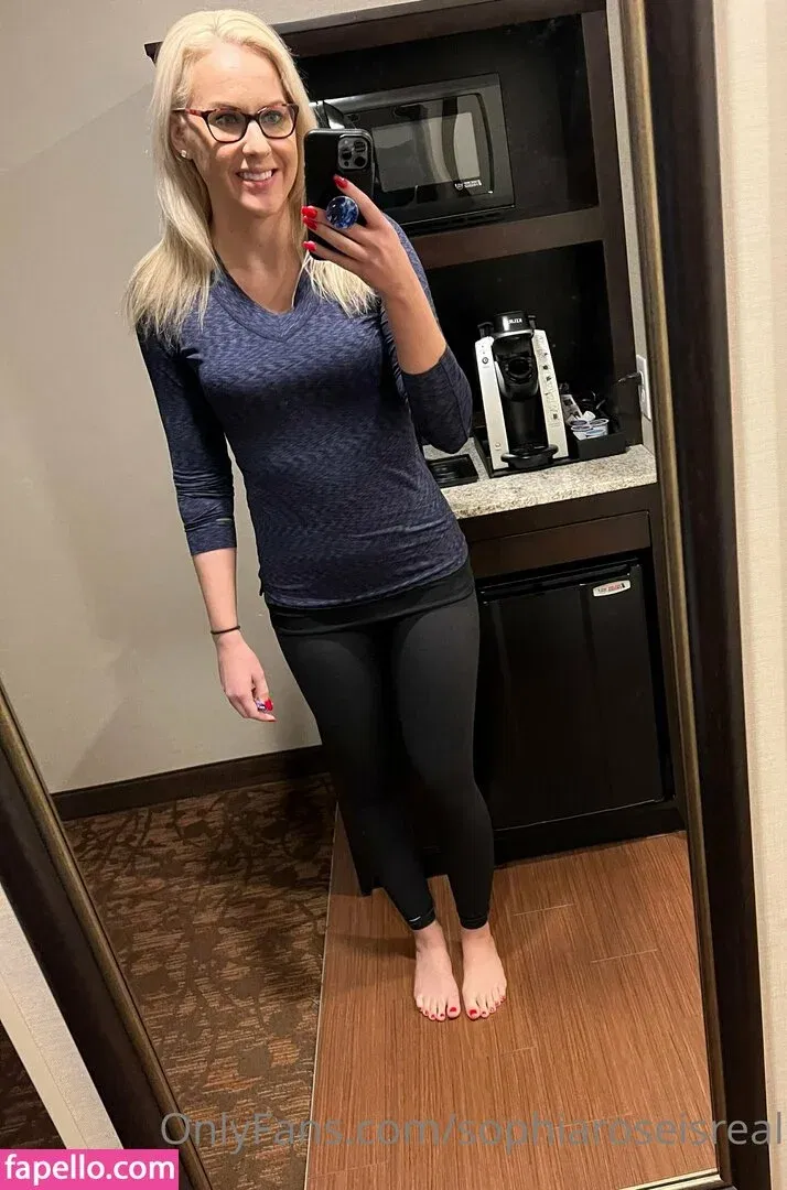 sophiaroseisreal Onlyfans Photo Gallery 