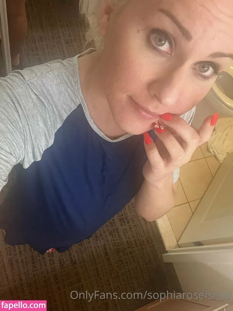 sophiaroseisreal Onlyfans Photo Gallery 