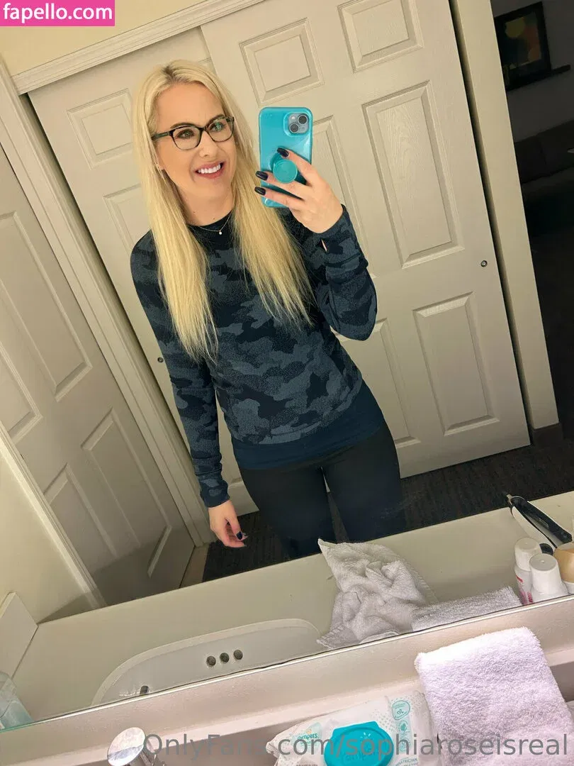 sophiaroseisreal Onlyfans Photo Gallery 
