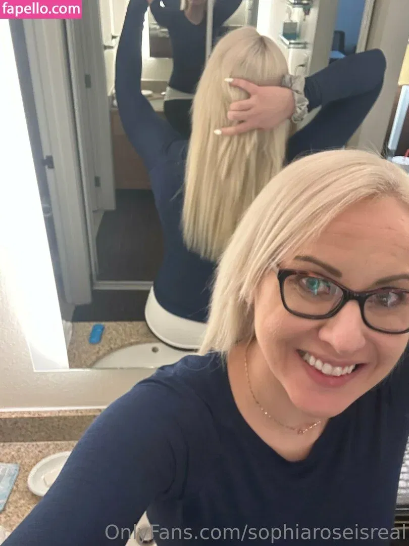 sophiaroseisreal Onlyfans Photo Gallery 