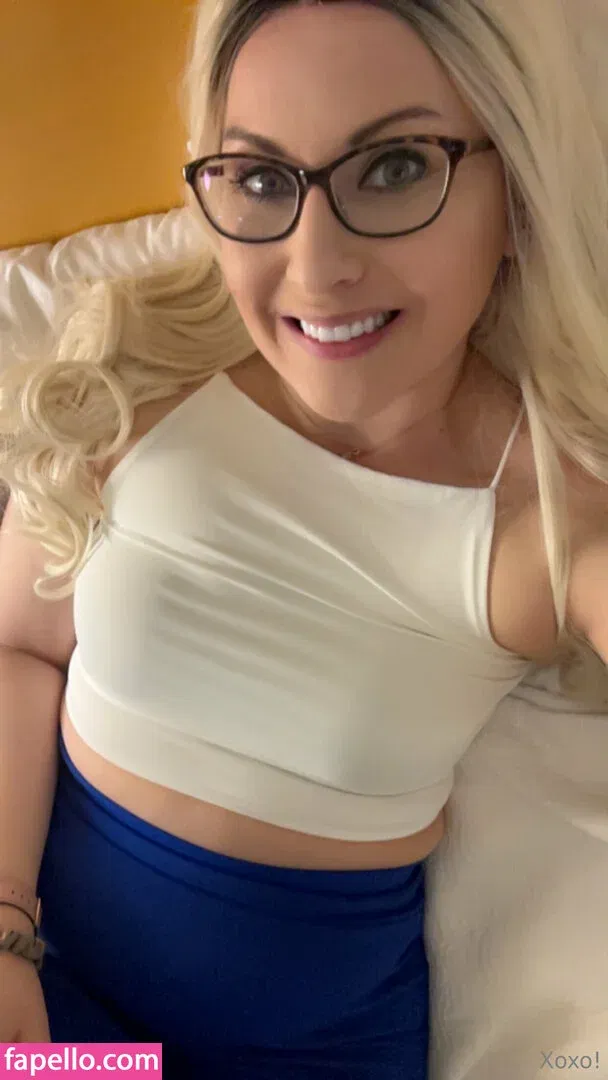 sophiaroseisreal Onlyfans Photo Gallery 
