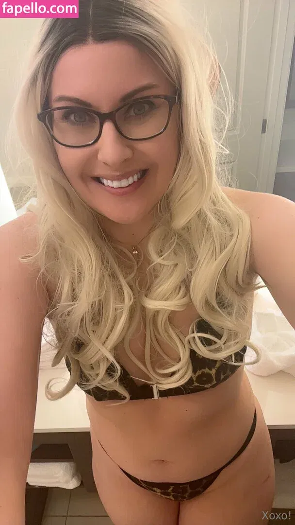 sophiaroseisreal Onlyfans Photo Gallery 