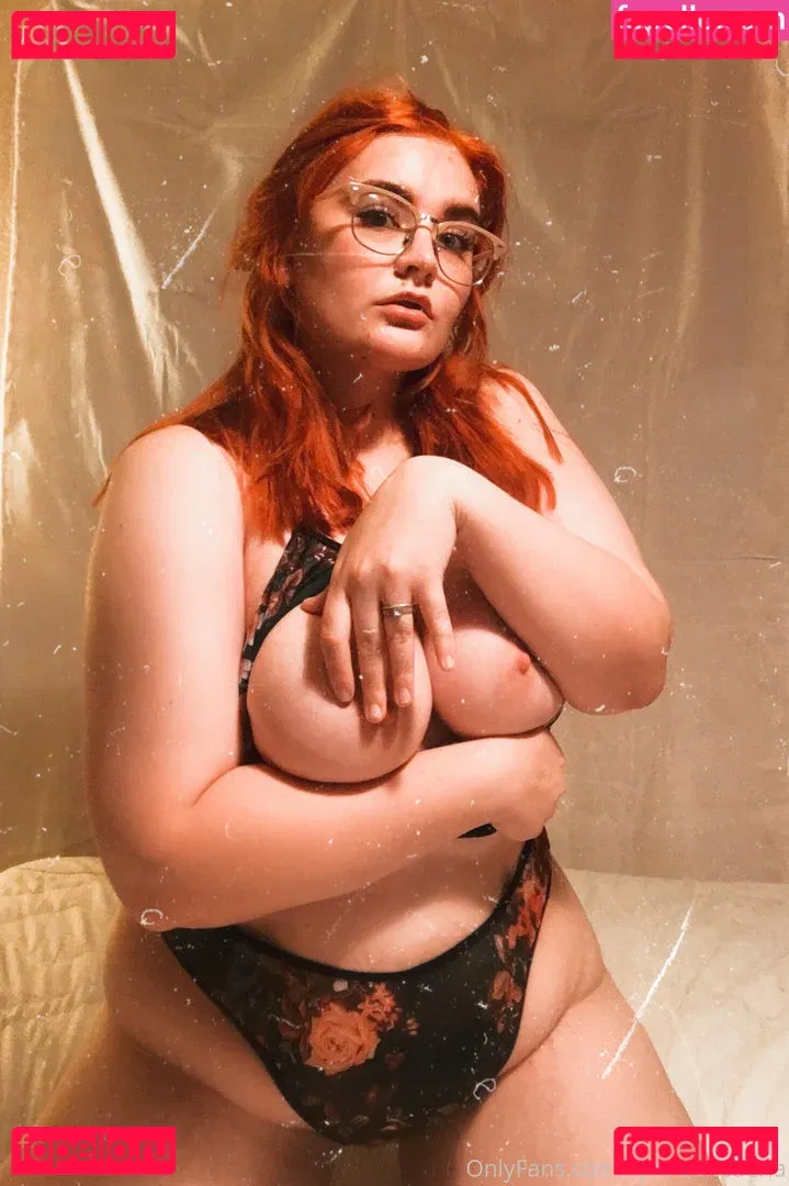 Allisonivyx Onlyfans Photo Gallery 