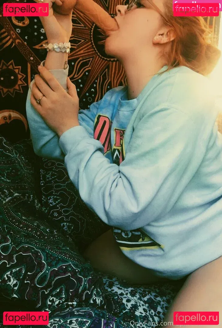 Allisonivyx Onlyfans Photo Gallery 