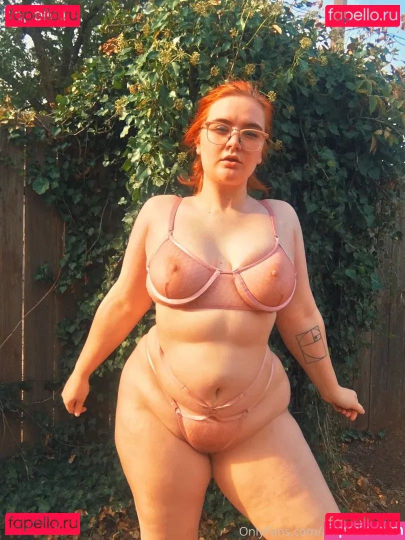 Allisonivyx Onlyfans Photo Gallery 