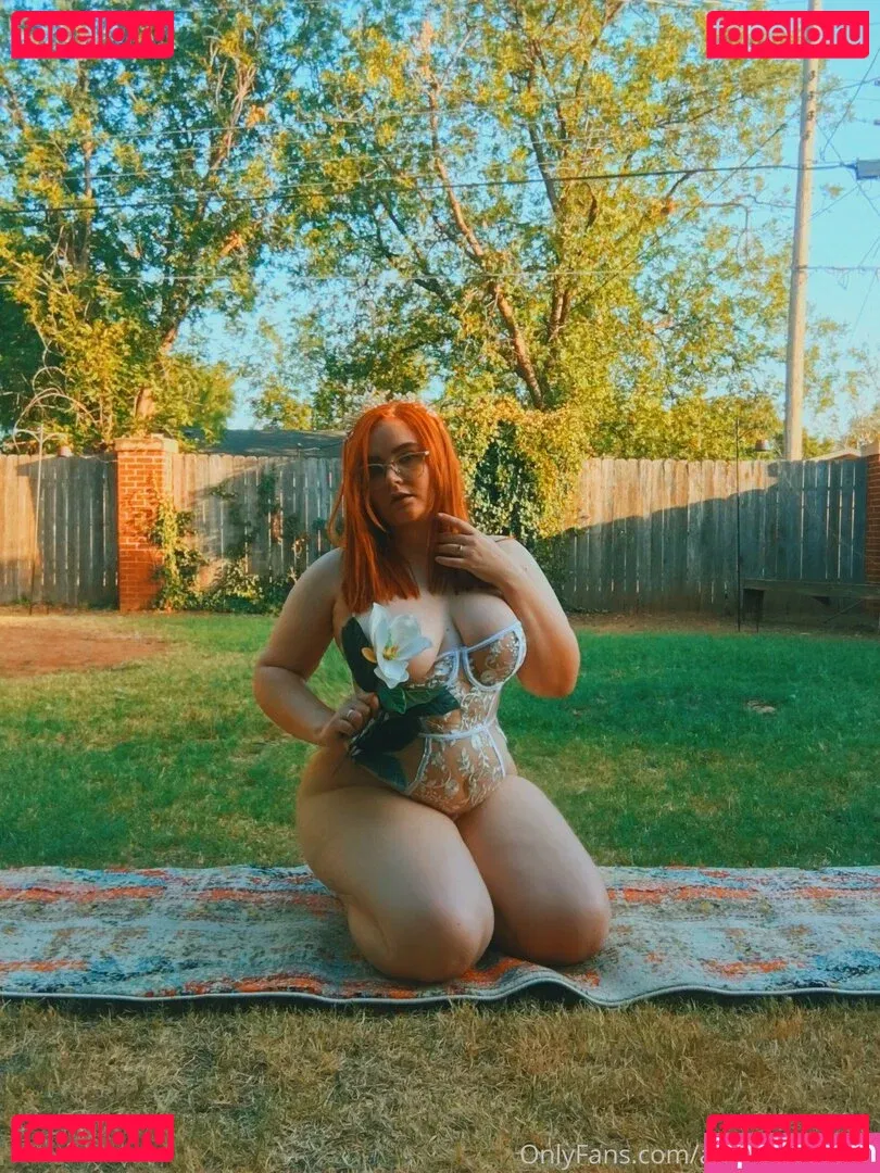 Allisonivyx Onlyfans Photo Gallery 