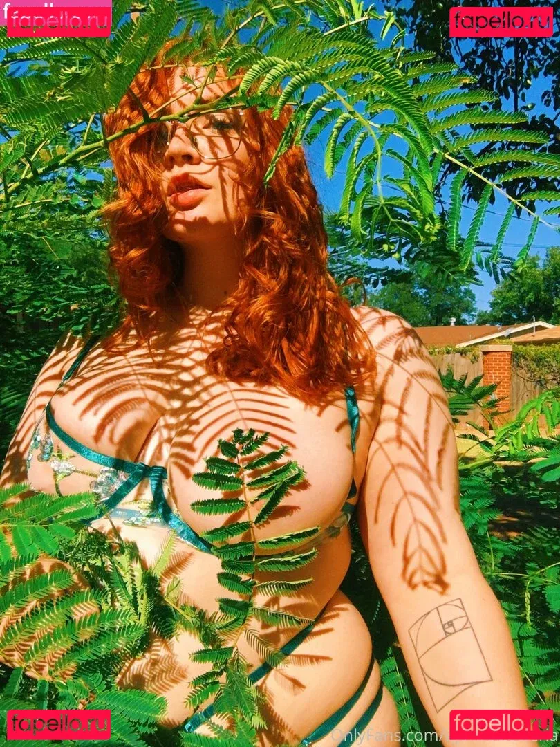 Allisonivyx Onlyfans Photo Gallery 