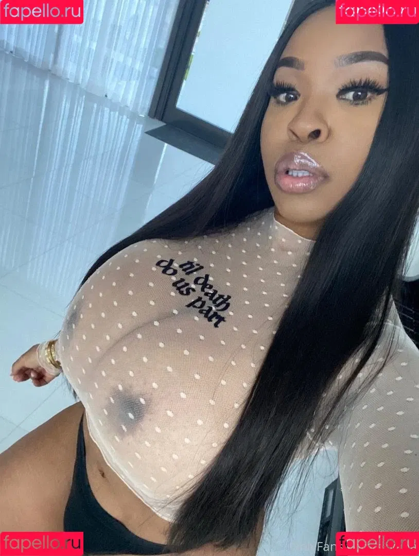 aryana Onlyfans Photo Gallery 