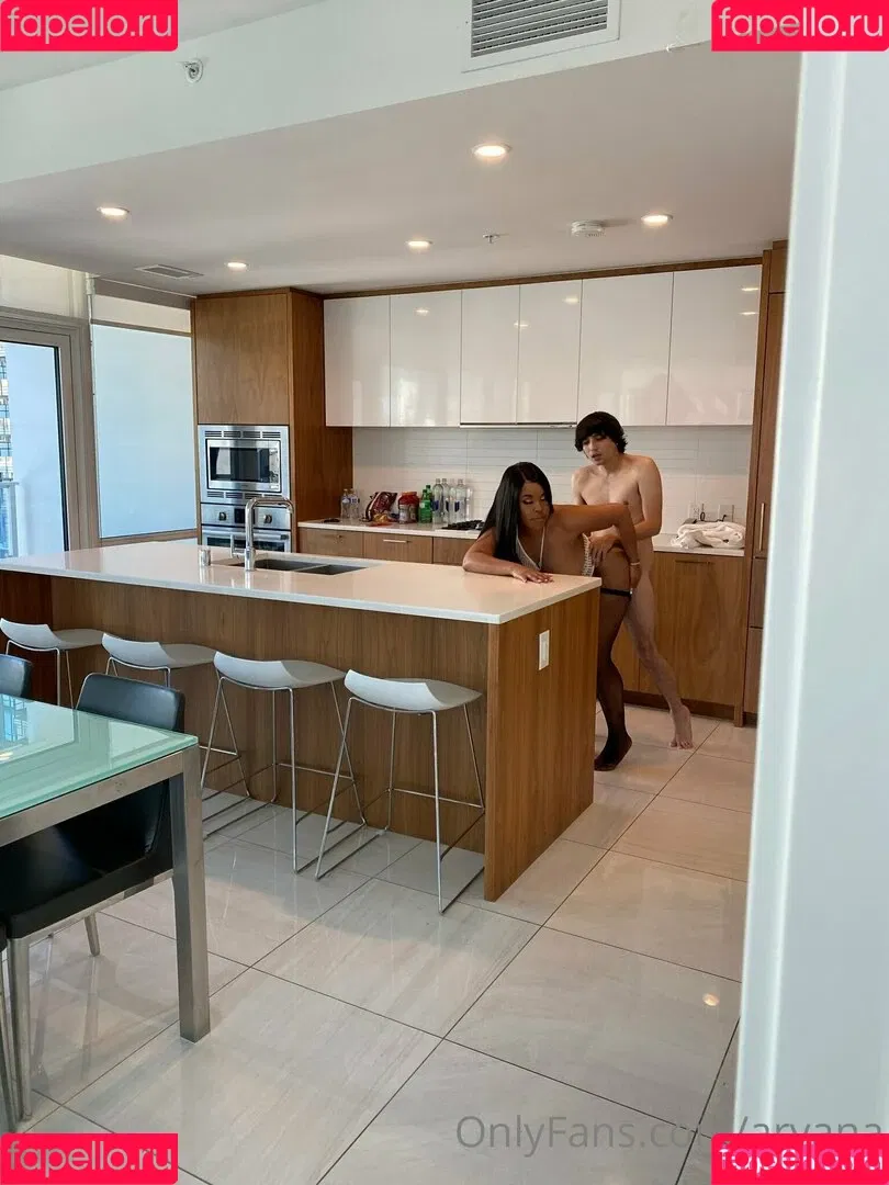 aryana Onlyfans Photo Gallery 