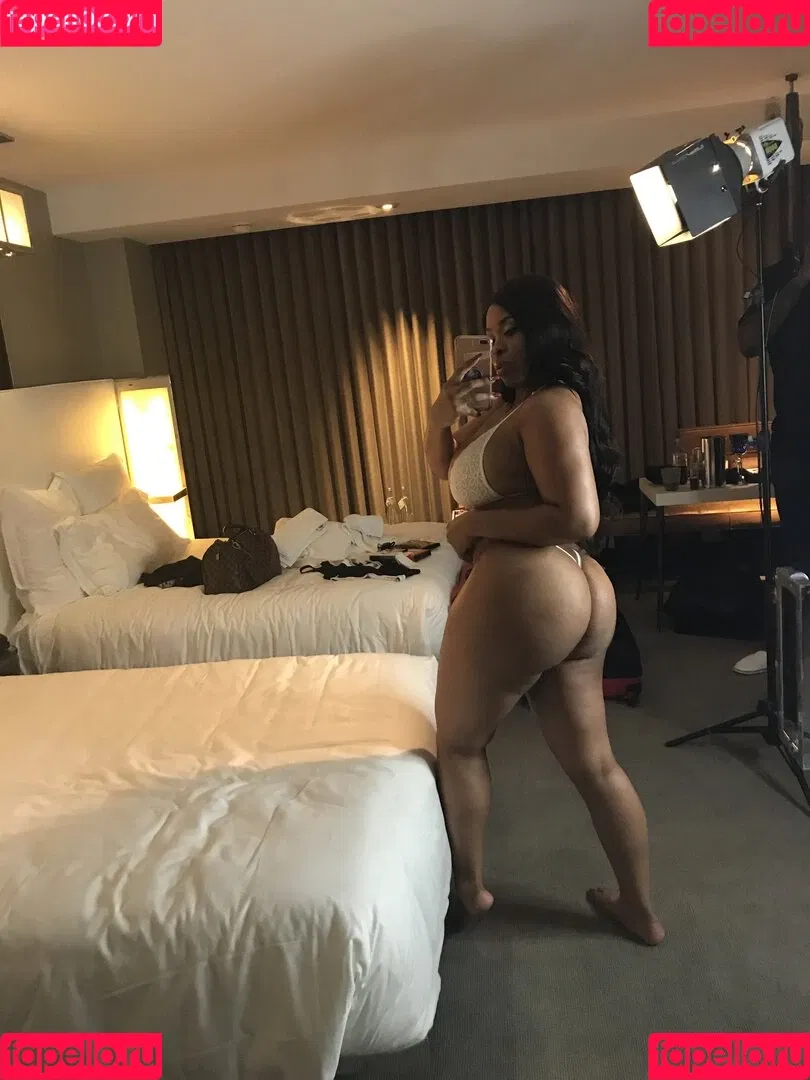 aryana Onlyfans Photo Gallery 