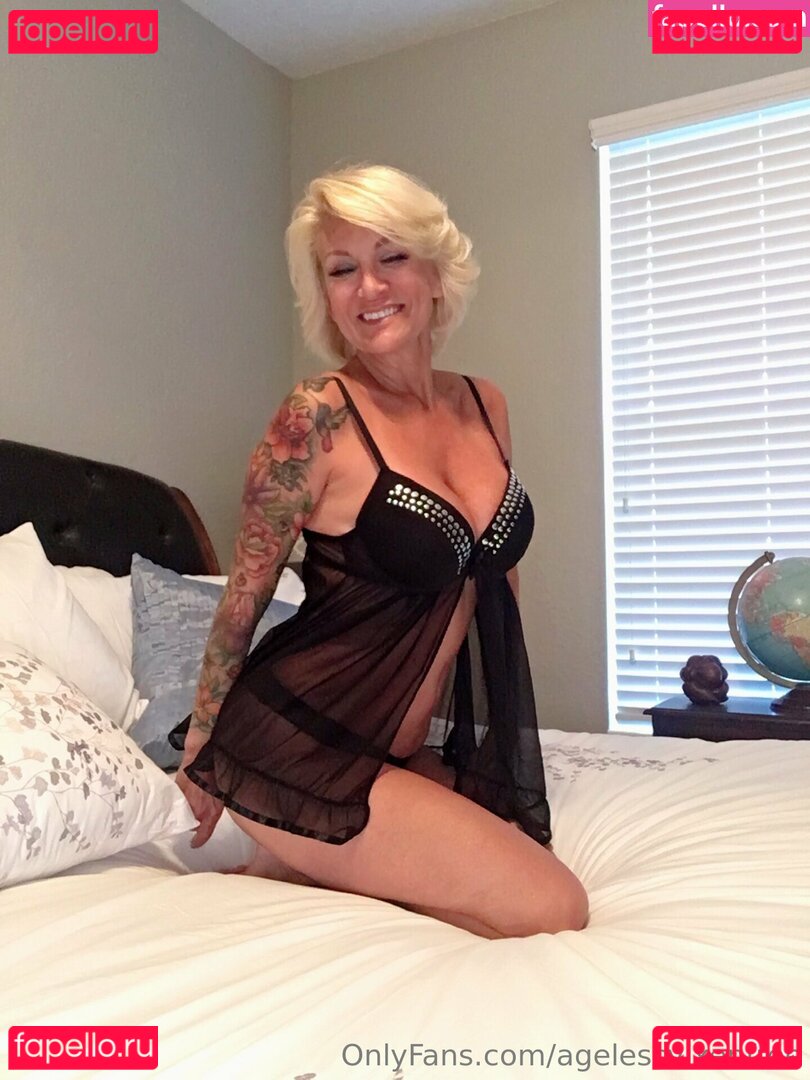 agelessvixenfree Nude Onlyfans Photo 4