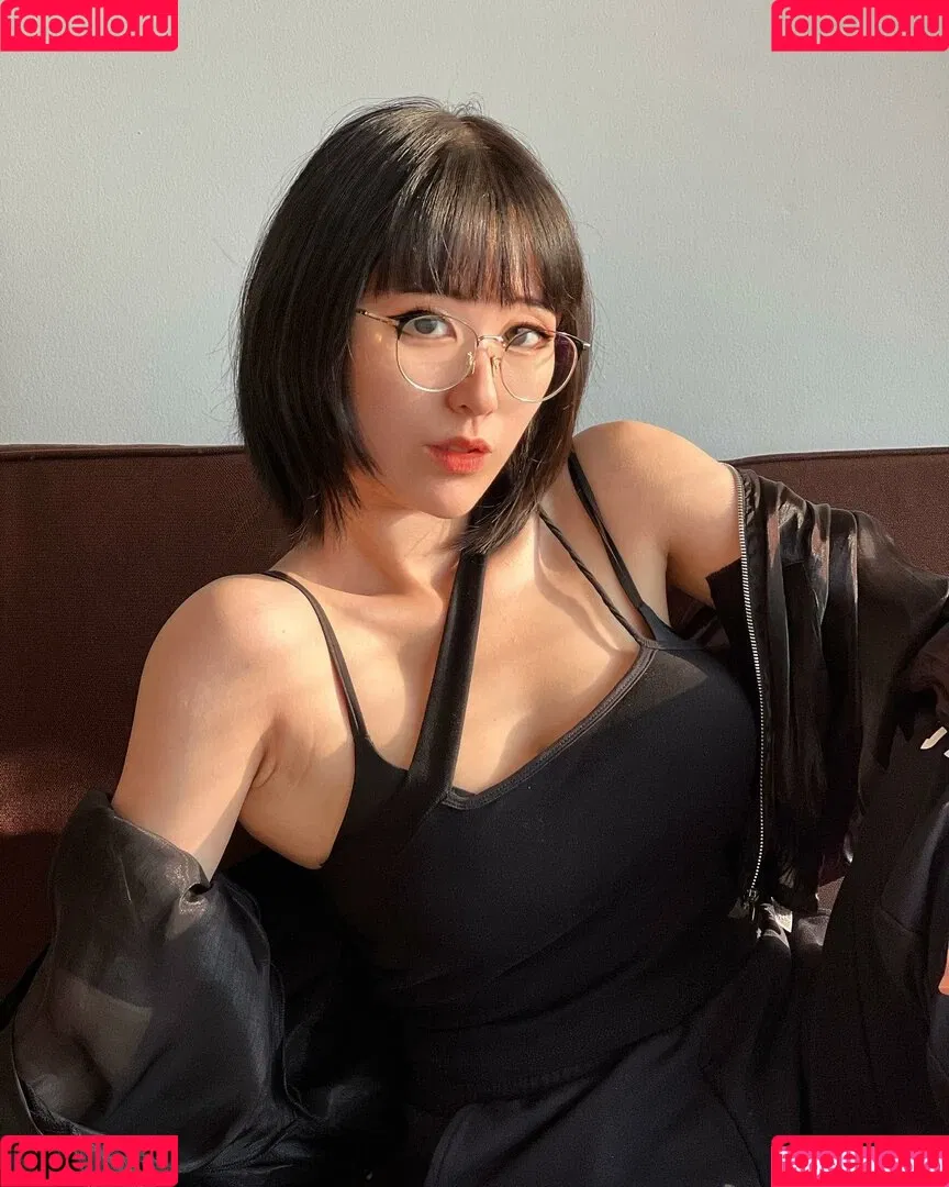 Larissa Rochefort Onlyfans Photo Gallery 