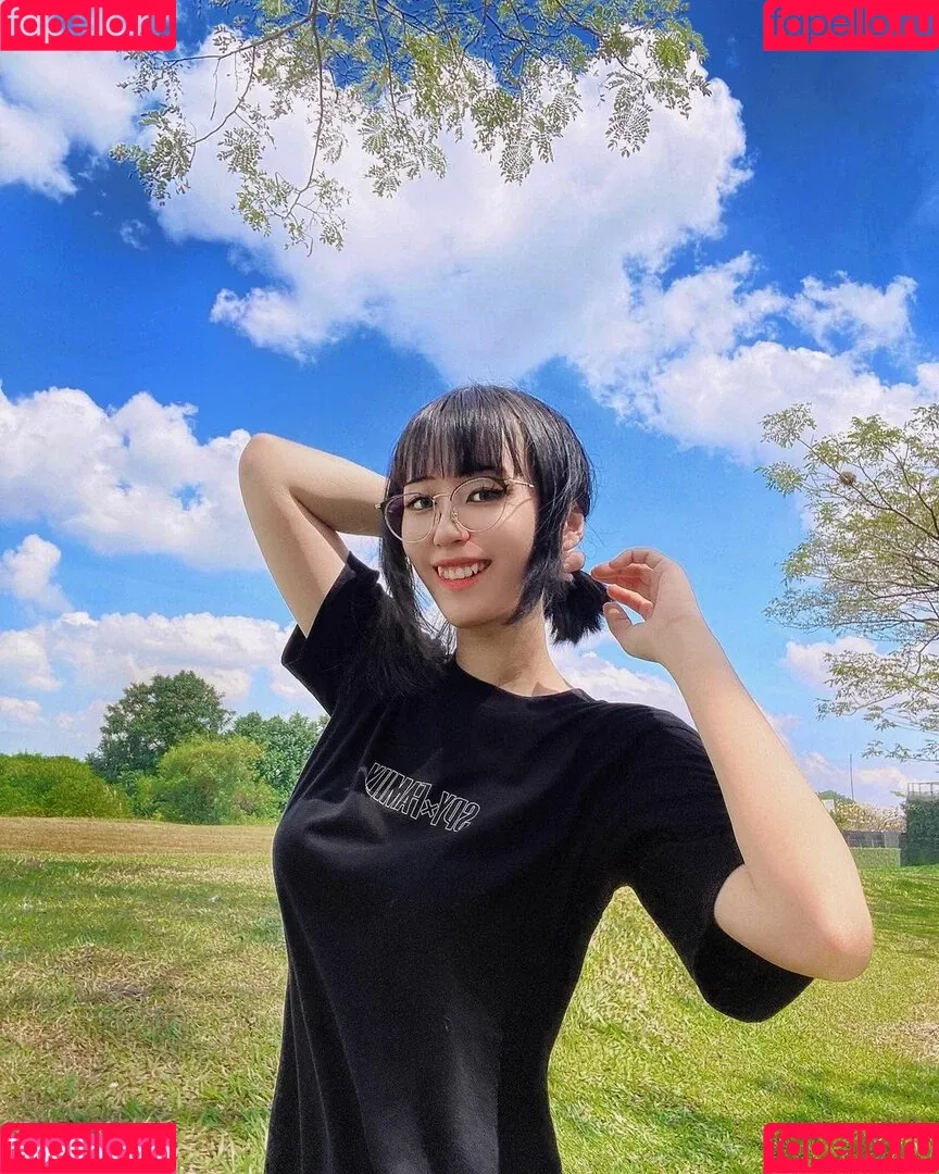 Larissa Rochefort Onlyfans Photo Gallery 