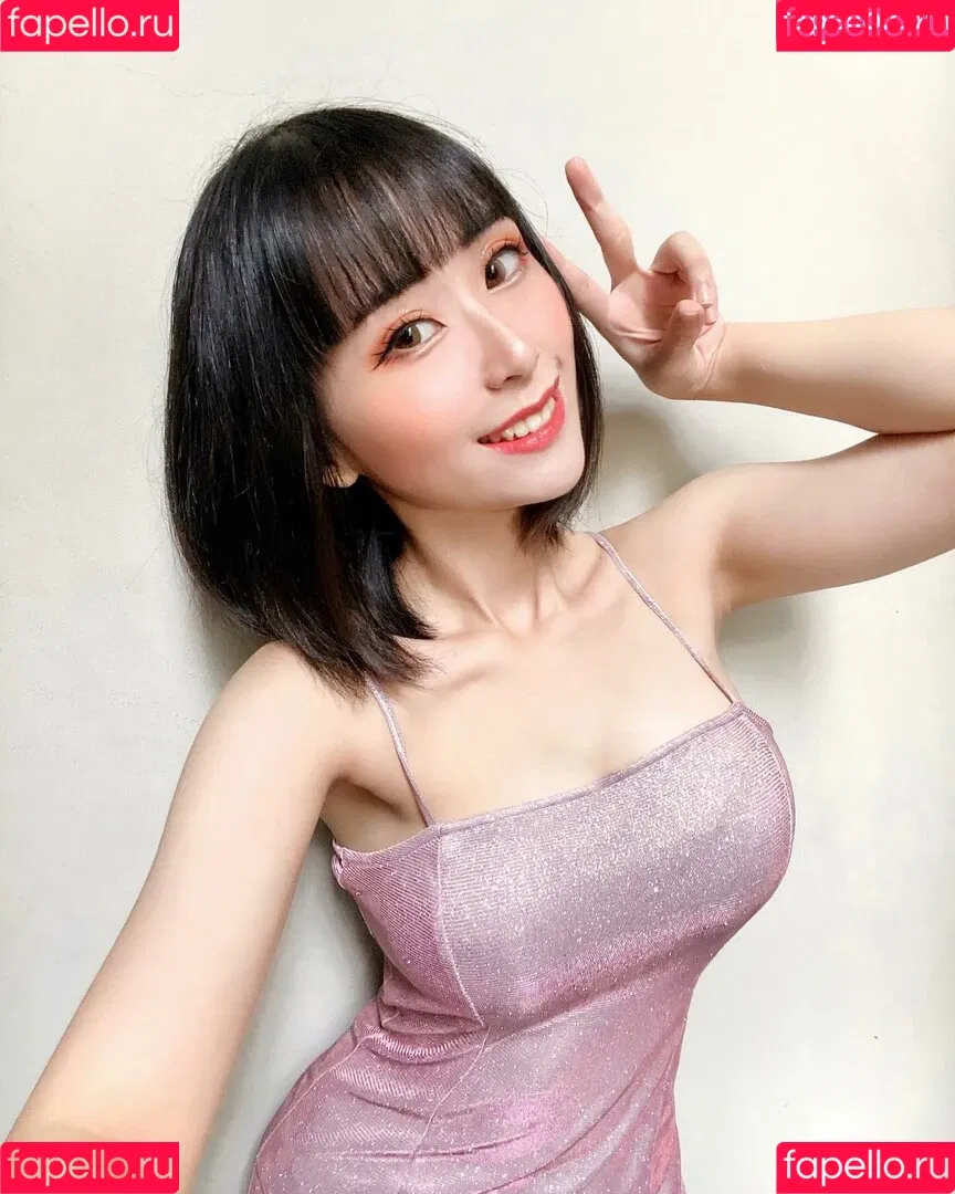 Larissa Rochefort Onlyfans Photo Gallery 