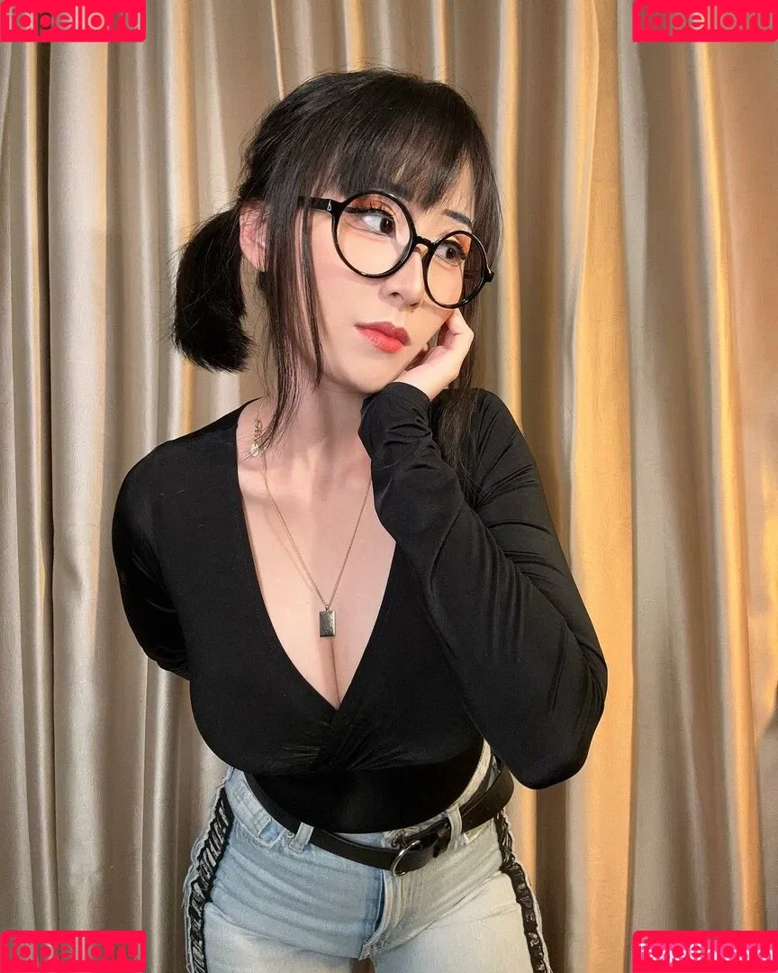 Larissa Rochefort Onlyfans Photo Gallery 