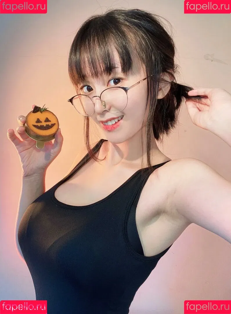 Larissa Rochefort Onlyfans Photo Gallery 