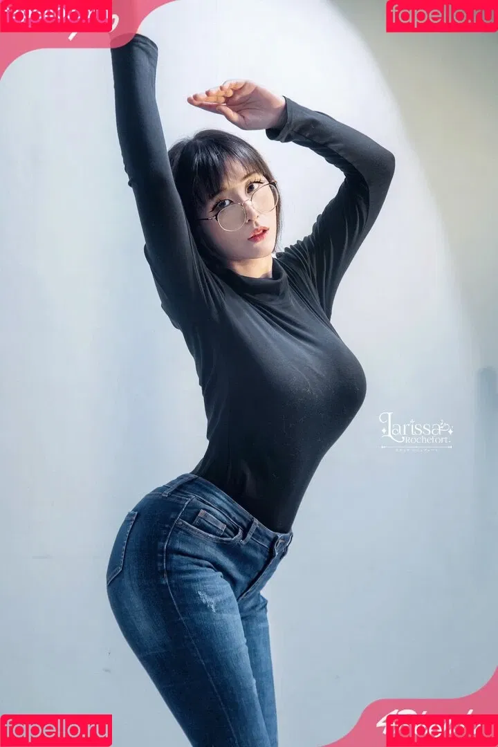 Larissa Rochefort Onlyfans Photo Gallery 