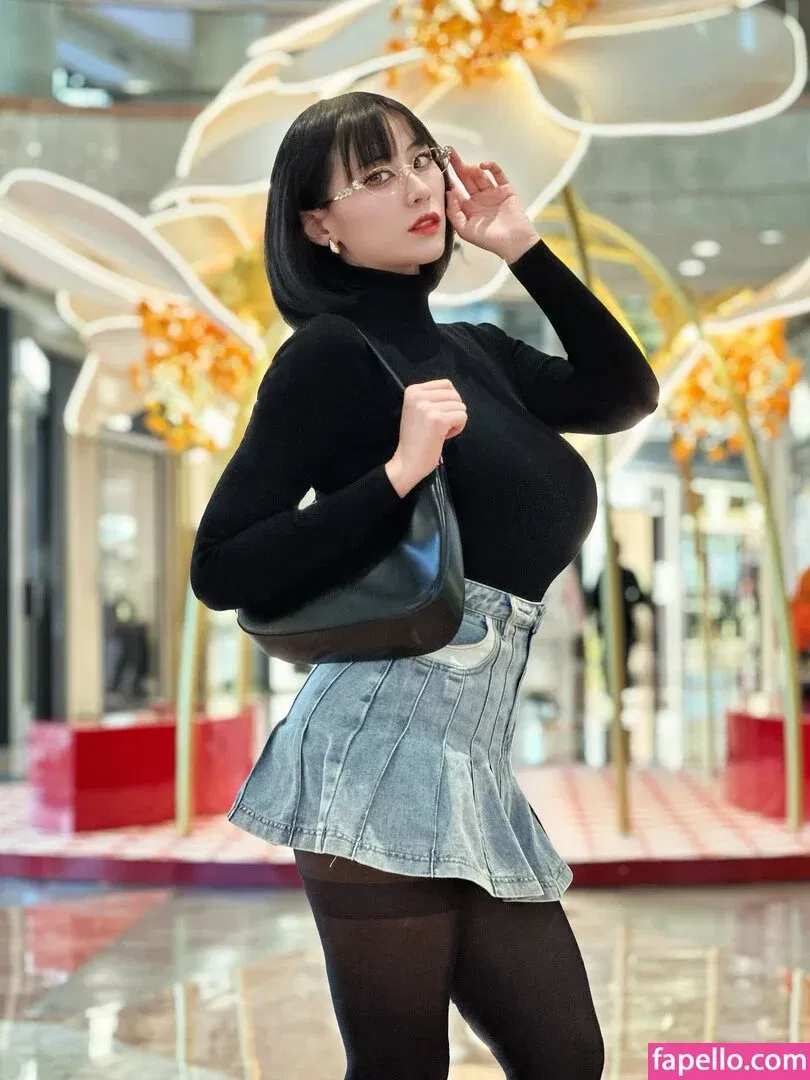 Larissa Rochefort Onlyfans Photo Gallery 