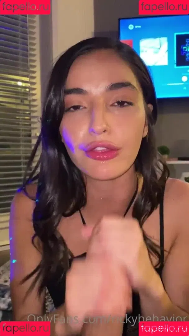 Emily Willis Onlyfans Photo Gallery 