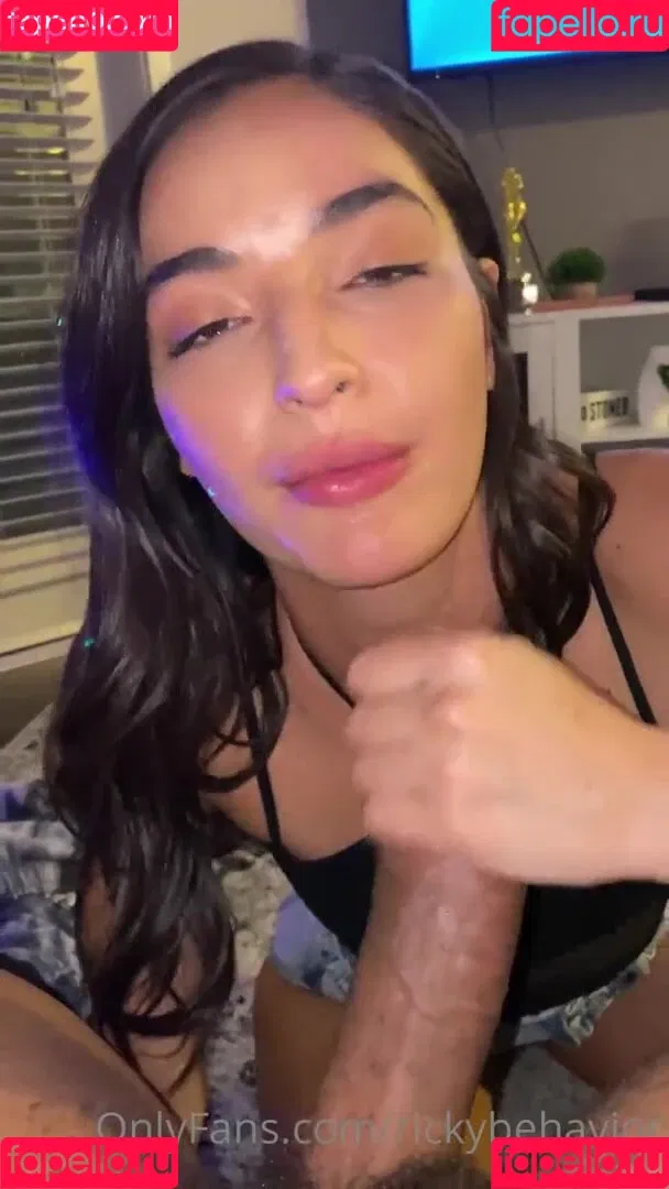 Emily Willis Onlyfans Photo Gallery 