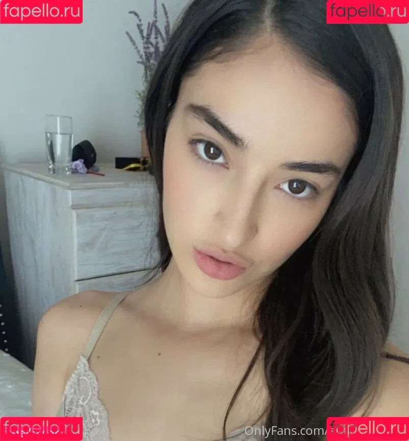 Emily Willis Onlyfans Photo Gallery 