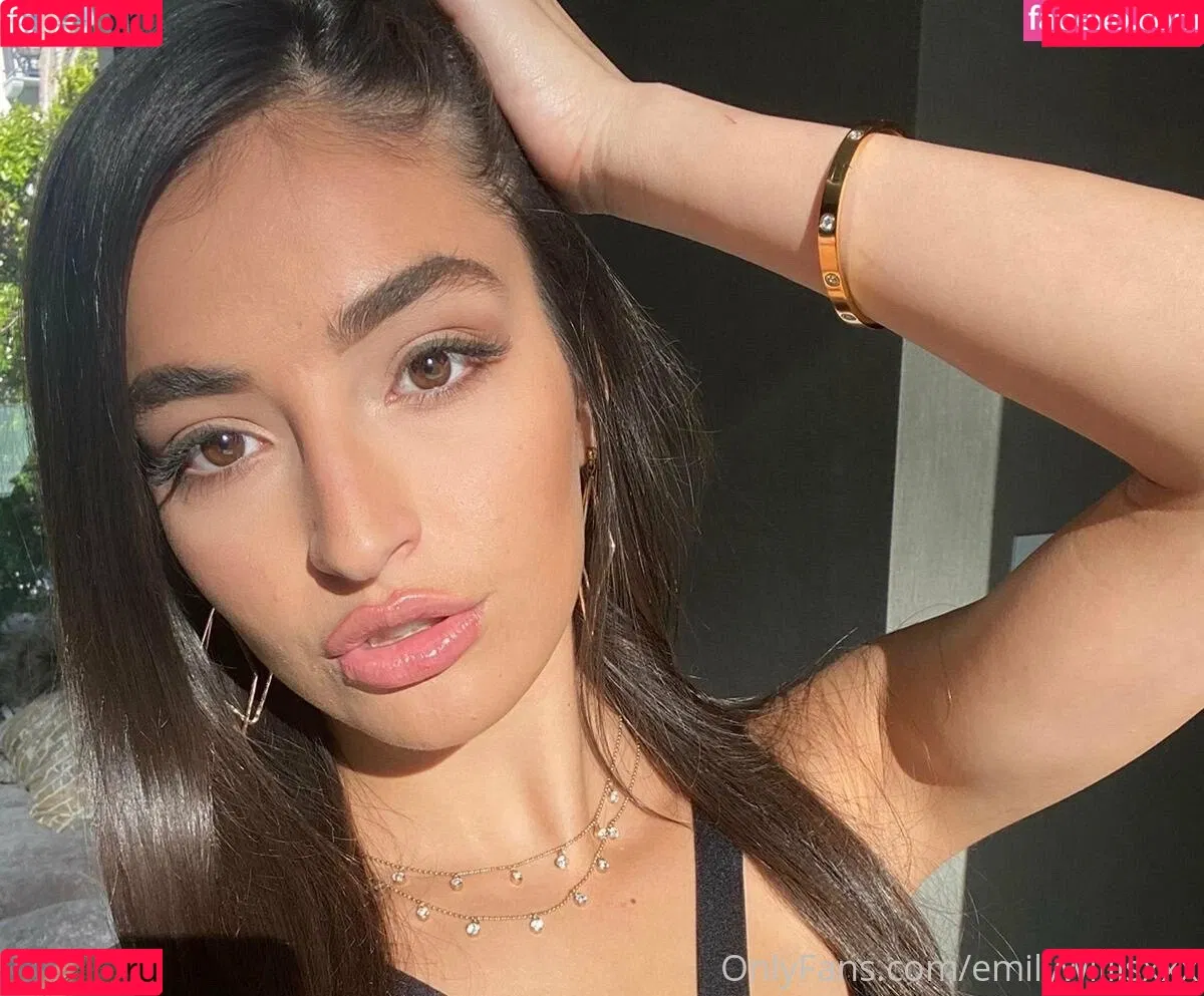 Emily Willis Onlyfans Photo Gallery 