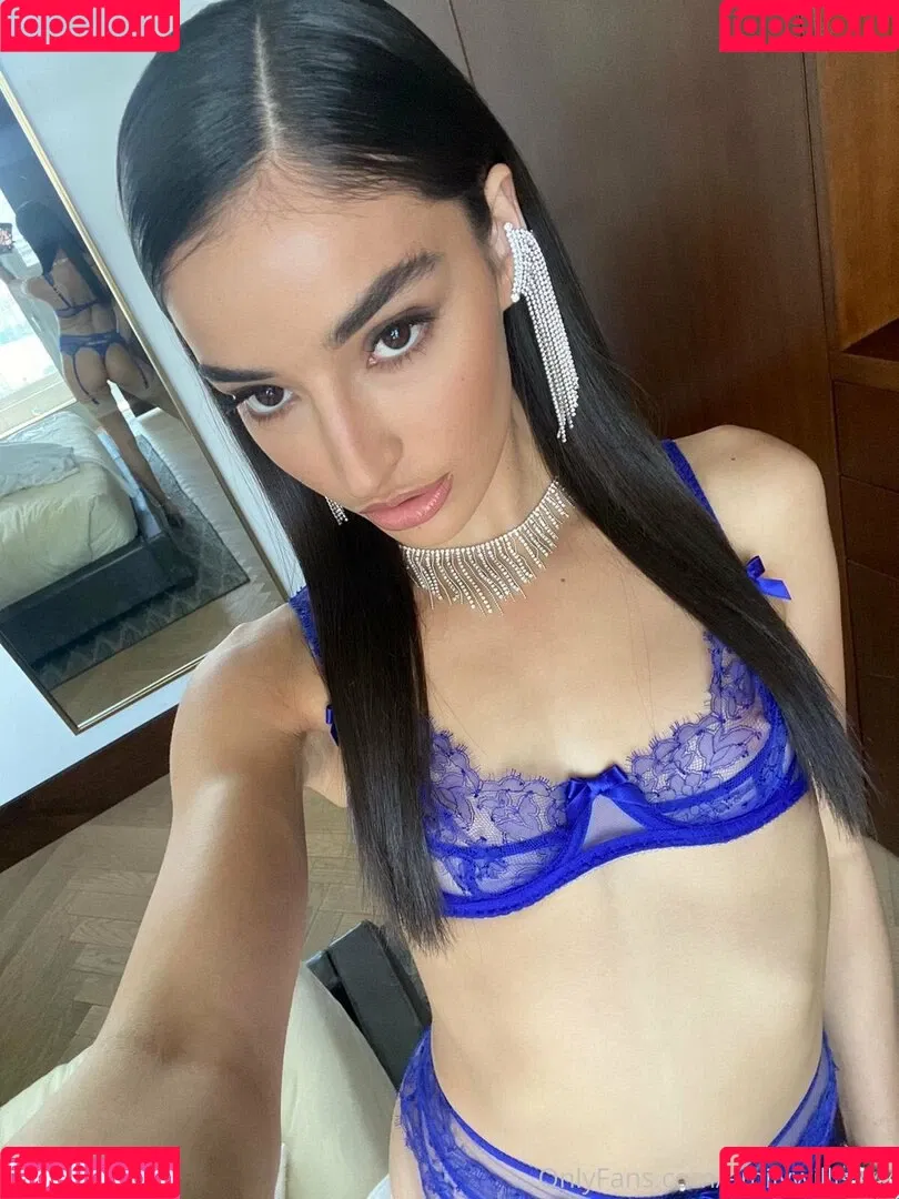 Emily Willis Onlyfans Photo Gallery 