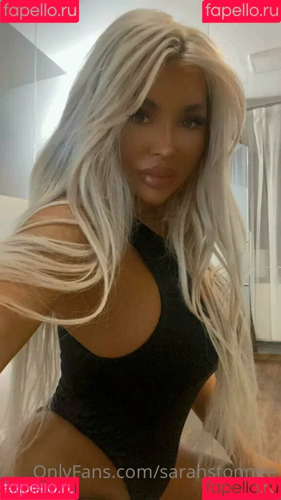 sarahstonnee Onlyfans Photo Gallery 