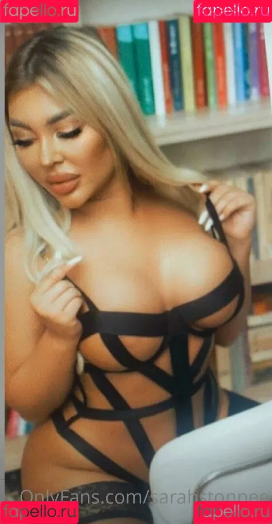 sarahstonnee Onlyfans Photo Gallery 