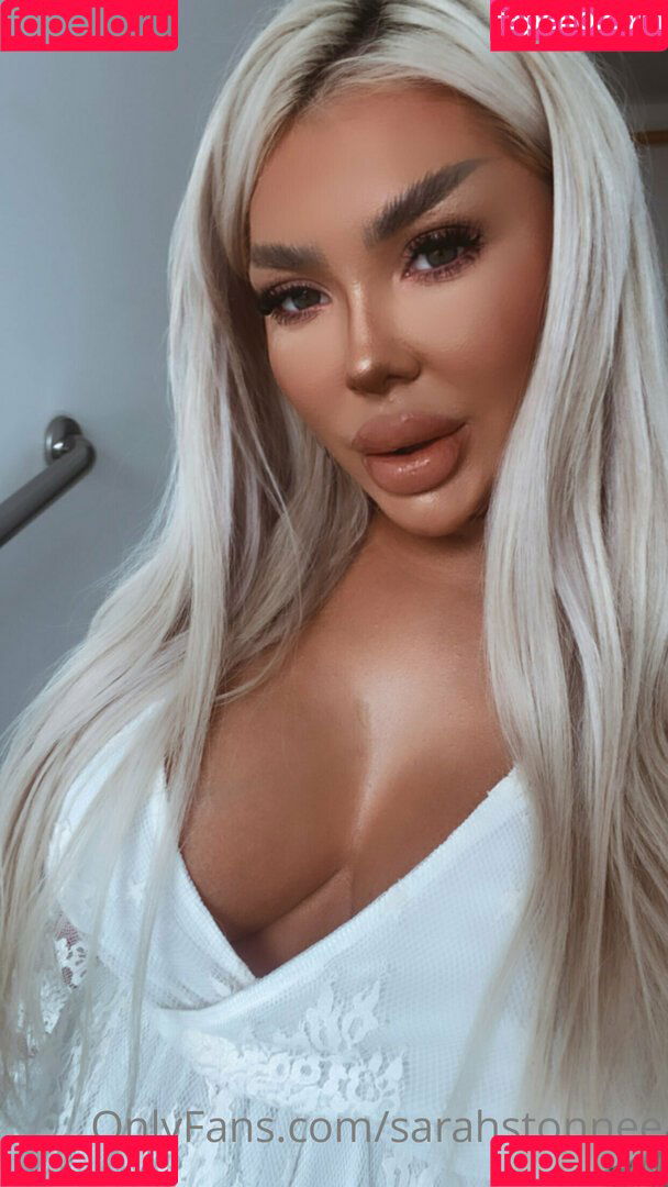 sarahstonnee Onlyfans Photo Gallery 