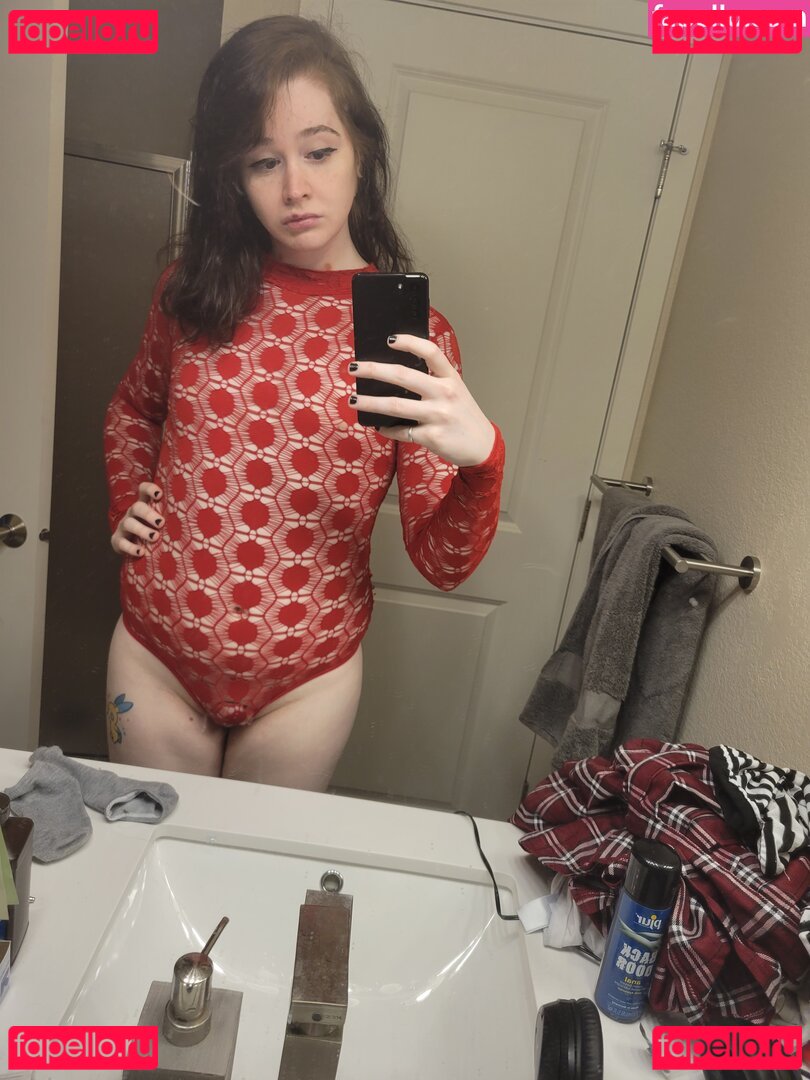 Tsfaebiee / funsizeherself Onlyfans Photo Gallery 