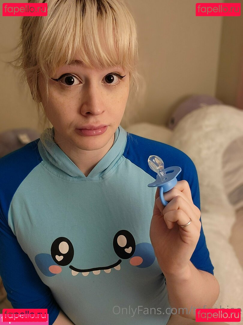 Tsfaebiee / funsizeherself Onlyfans Photo Gallery 