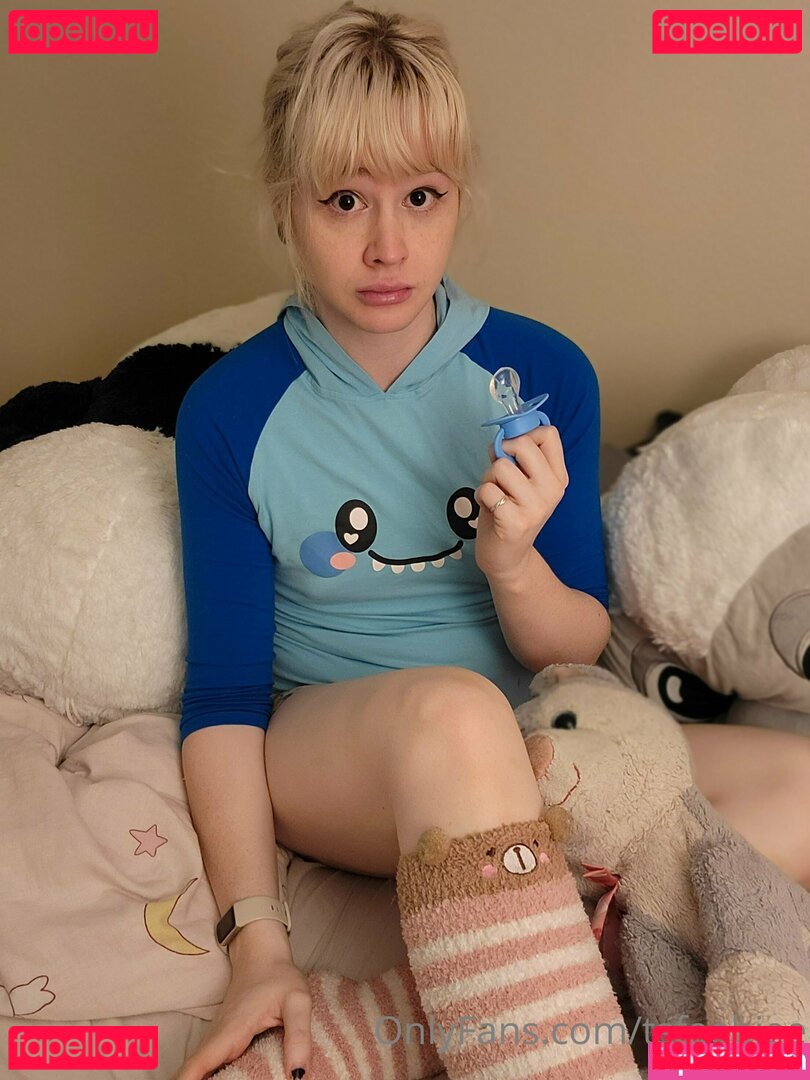 Tsfaebiee / funsizeherself Onlyfans Photo Gallery 