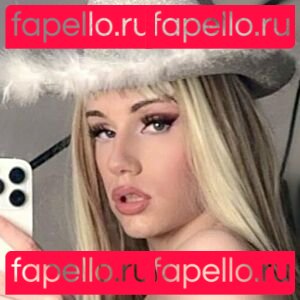 Alexis Auclair / AlexisAuclairrr / alexis_auclair / thealexisauclair Onlyfans Photo Gallery 