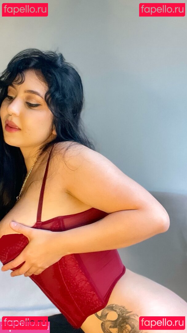 Iaiadog / iasmimlorena Onlyfans Photo Gallery 