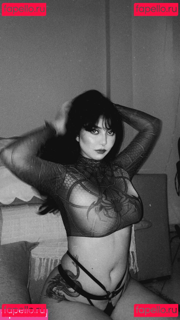 Iaiadog / iasmimlorena Onlyfans Photo Gallery 