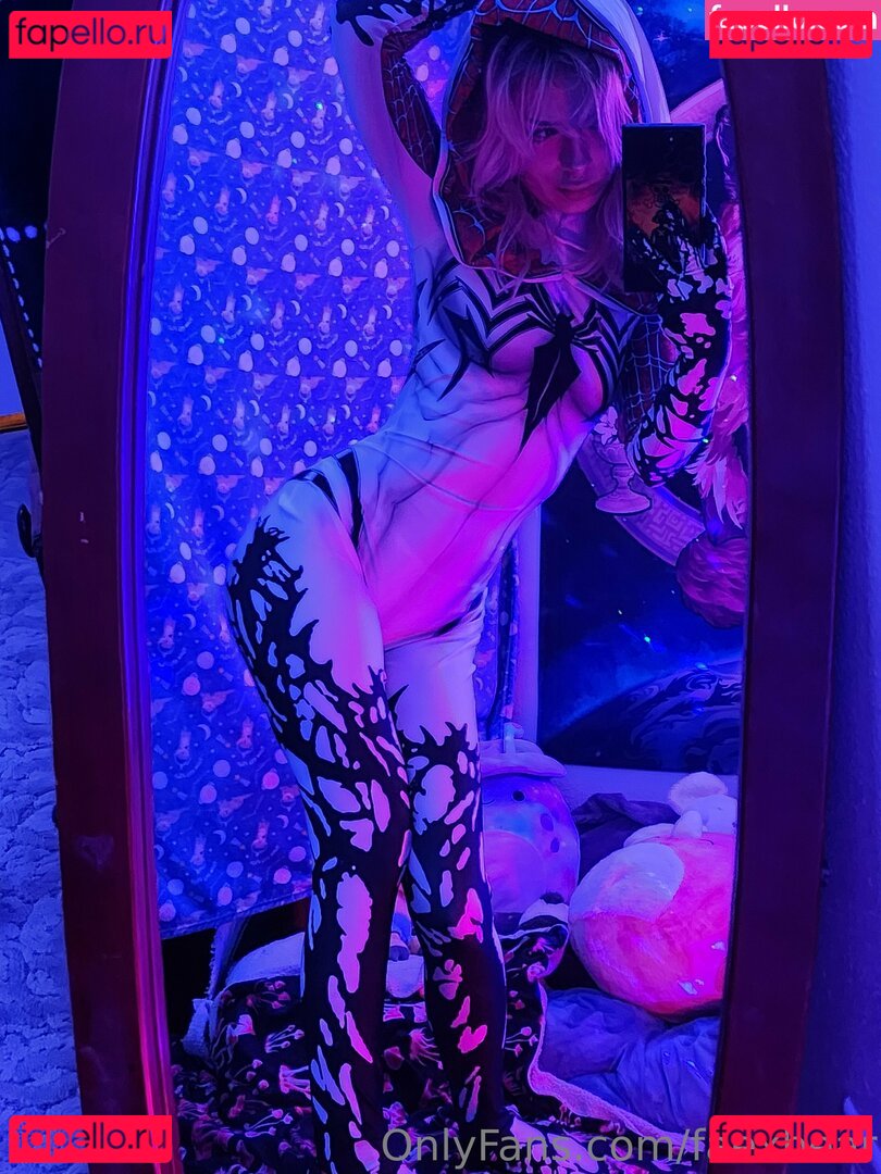 faerry2 / faexbear Onlyfans Photo Gallery 