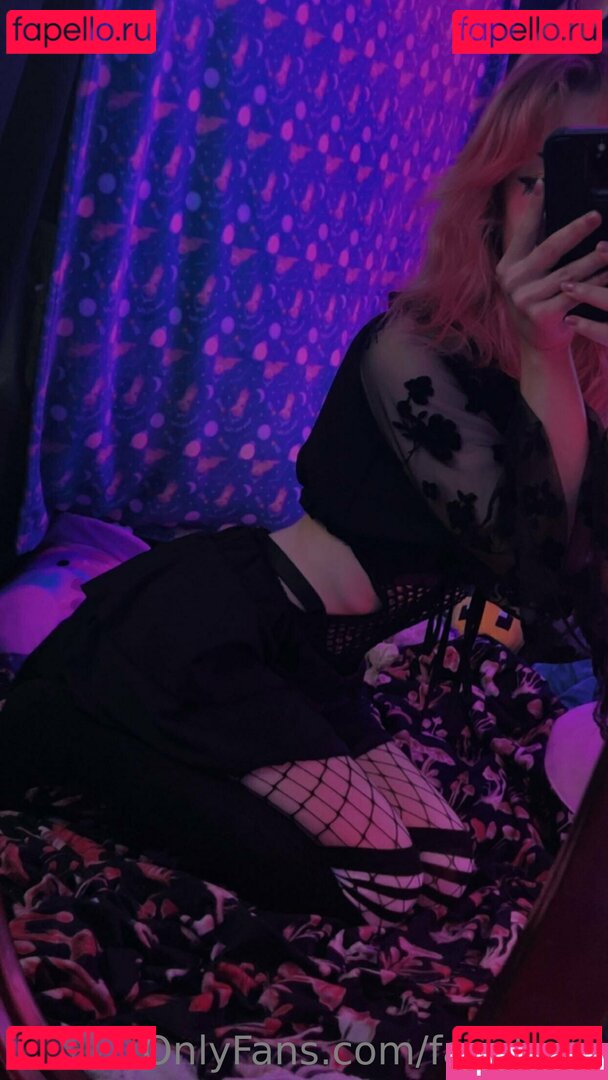 faerry2 / faexbear Onlyfans Photo Gallery 