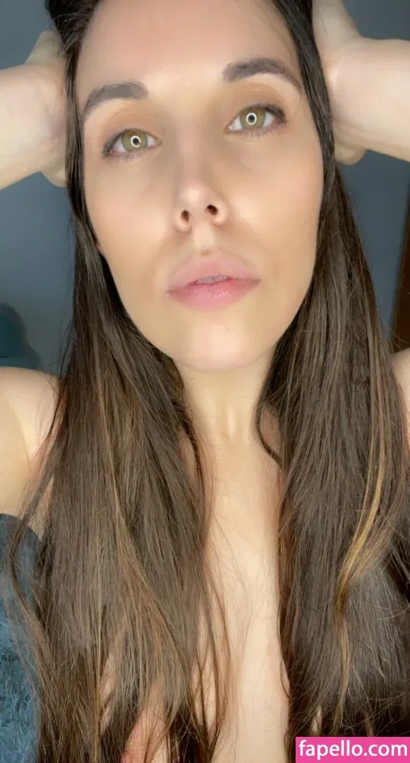 Lunna Sky Onlyfans Photo Gallery 