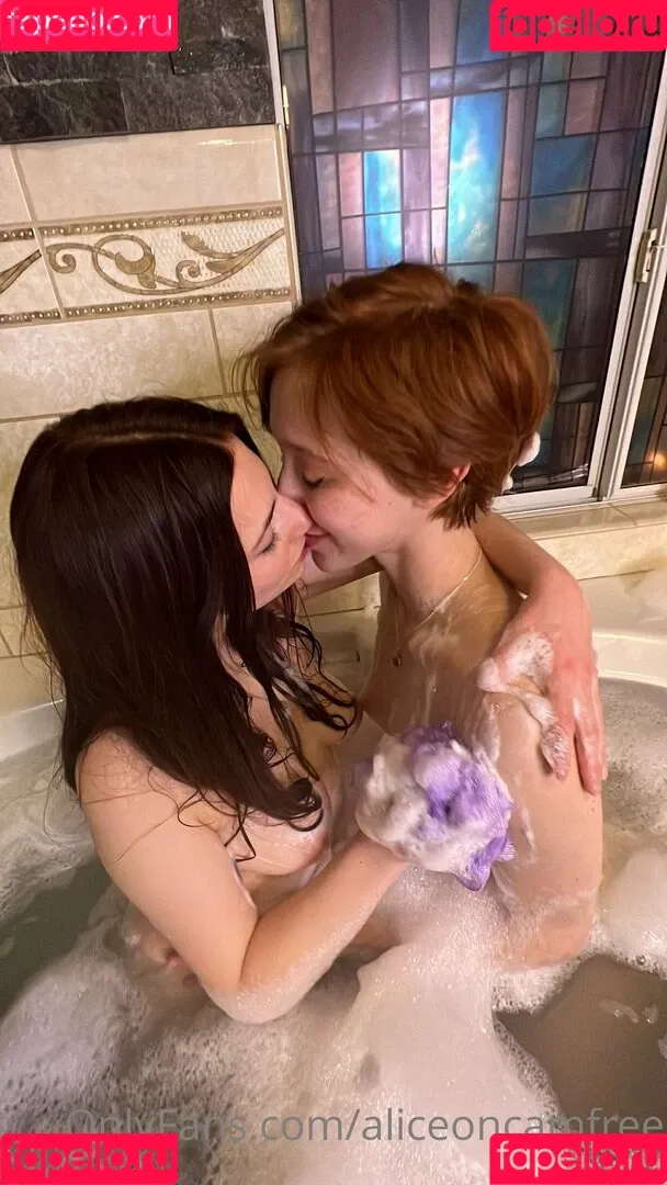 aliceoncamfree Onlyfans Photo Gallery 