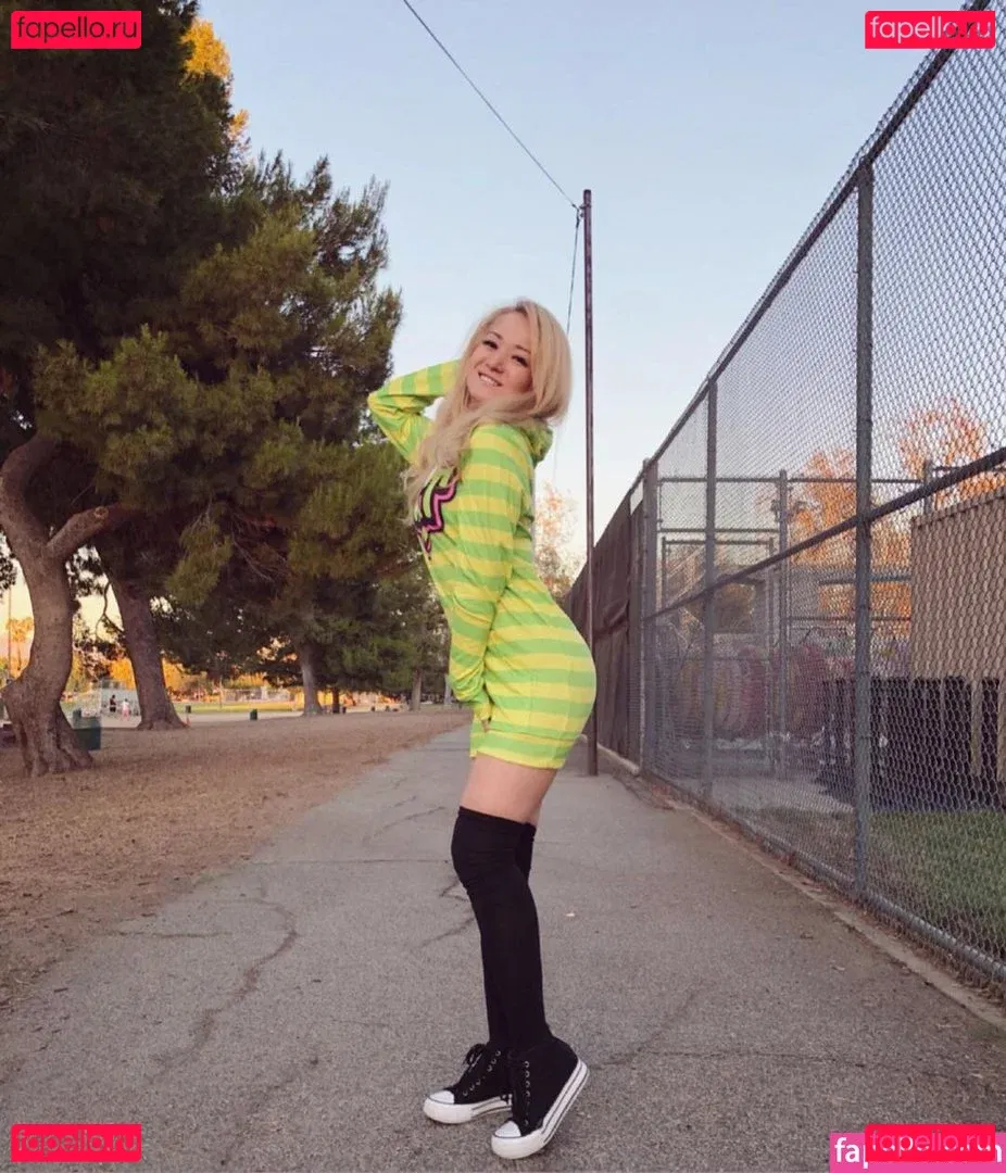 Reina Scully Onlyfans Photo Gallery 