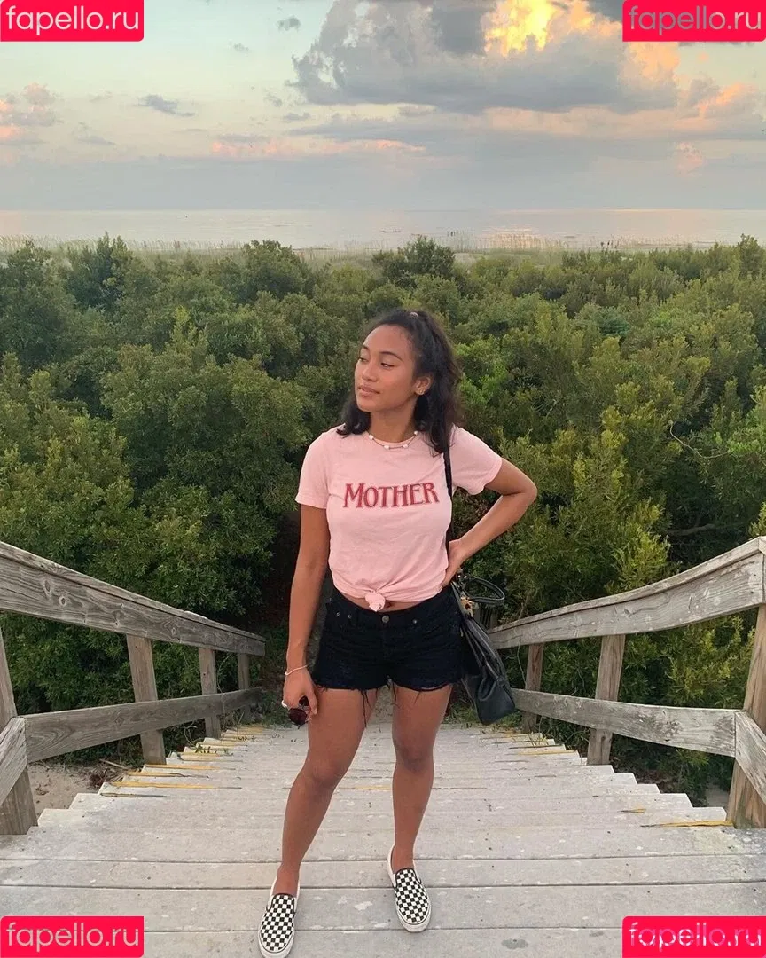 Sydney Park Onlyfans Photo Gallery 
