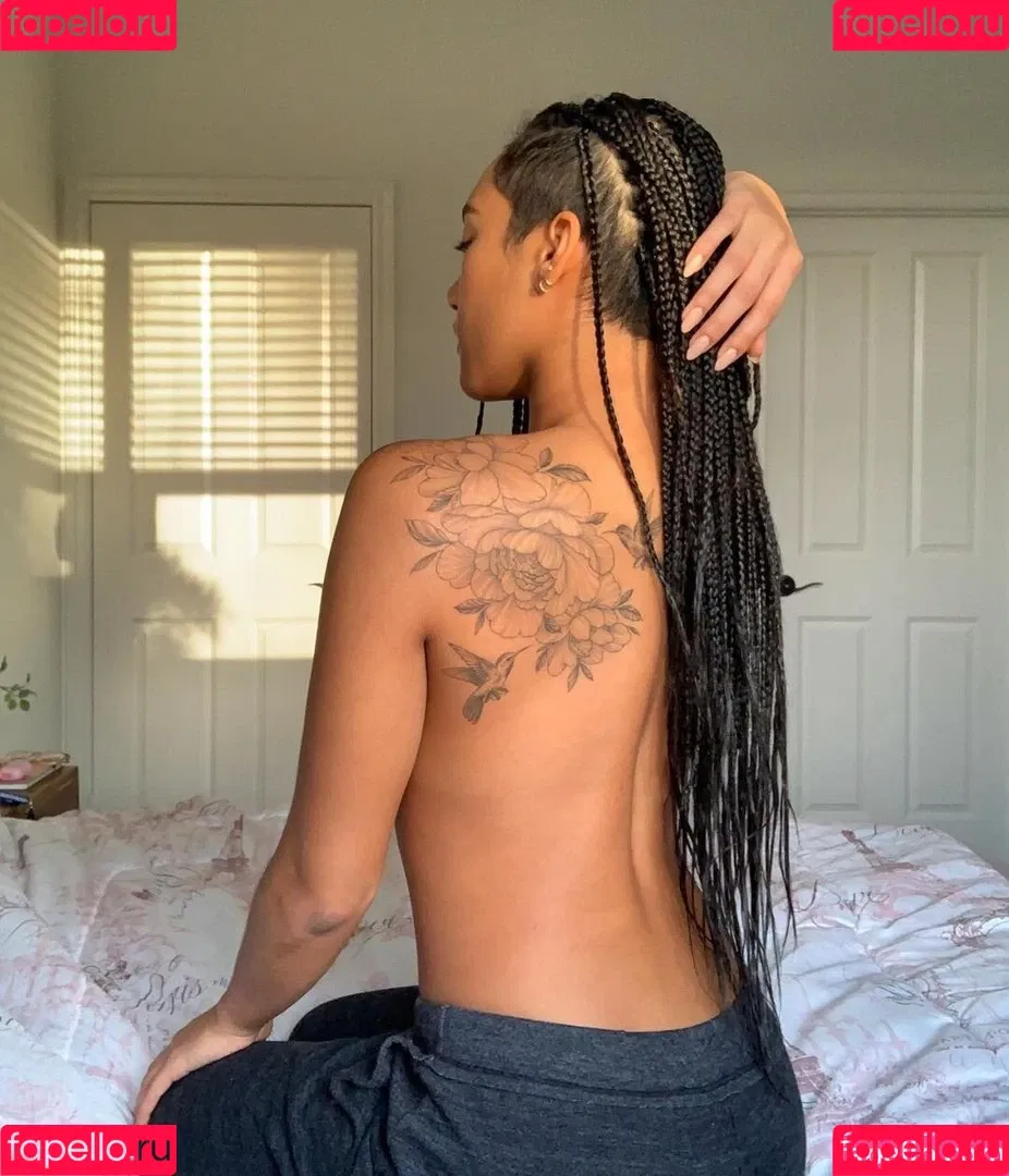 Sydney Park Onlyfans Photo Gallery 