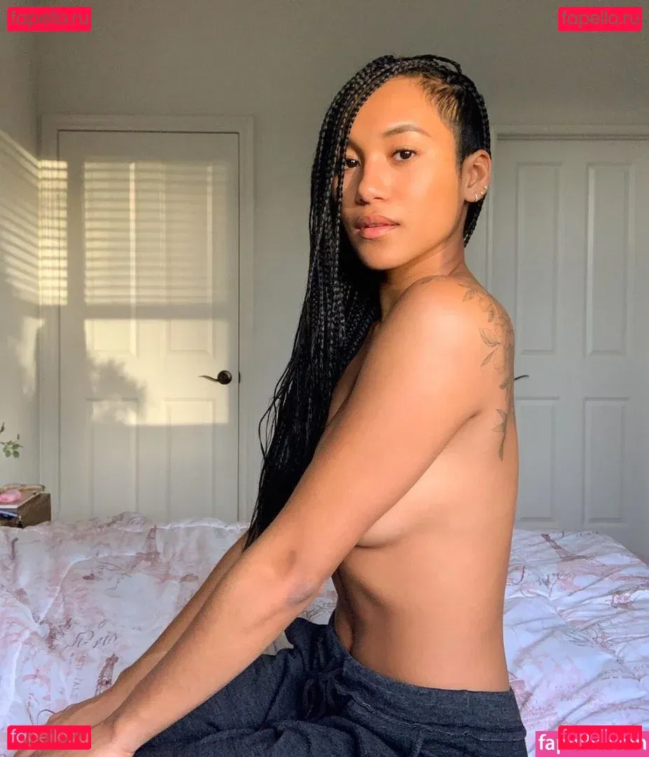 Sydney Park Onlyfans Photo Gallery 