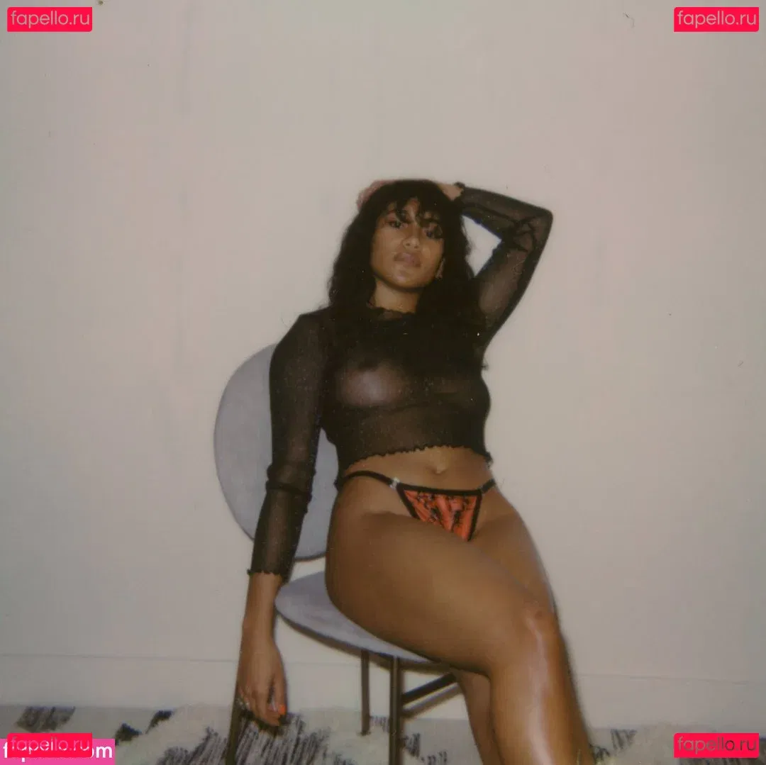 Sydney Park Onlyfans Photo Gallery 