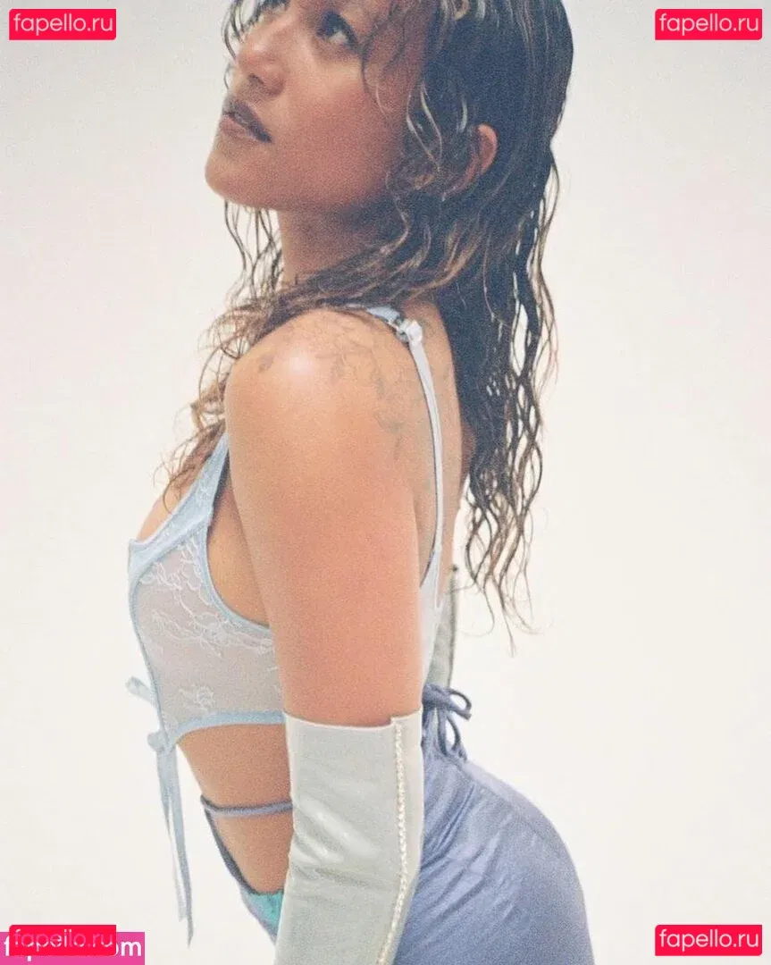 Sydney Park Onlyfans Photo Gallery 